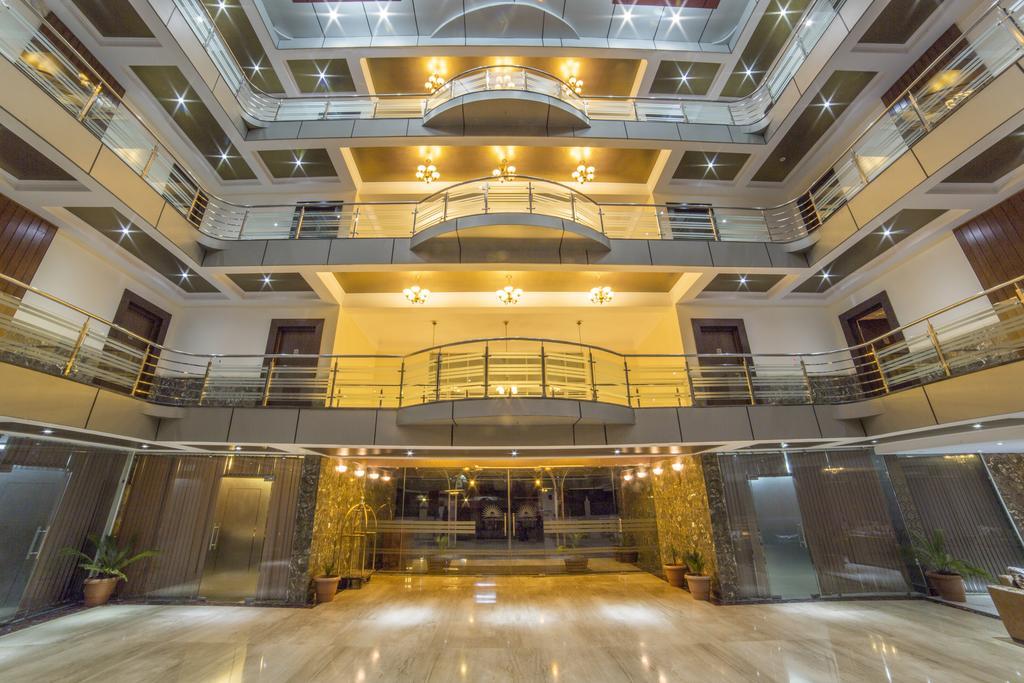 Palette - Solar Residency Hotel Srinagar  Exterior photo