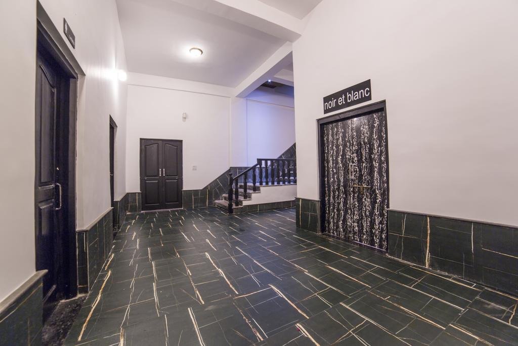 Palette - Solar Residency Hotel Srinagar  Exterior photo