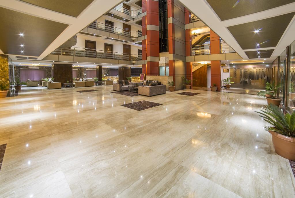 Palette - Solar Residency Hotel Srinagar  Exterior photo