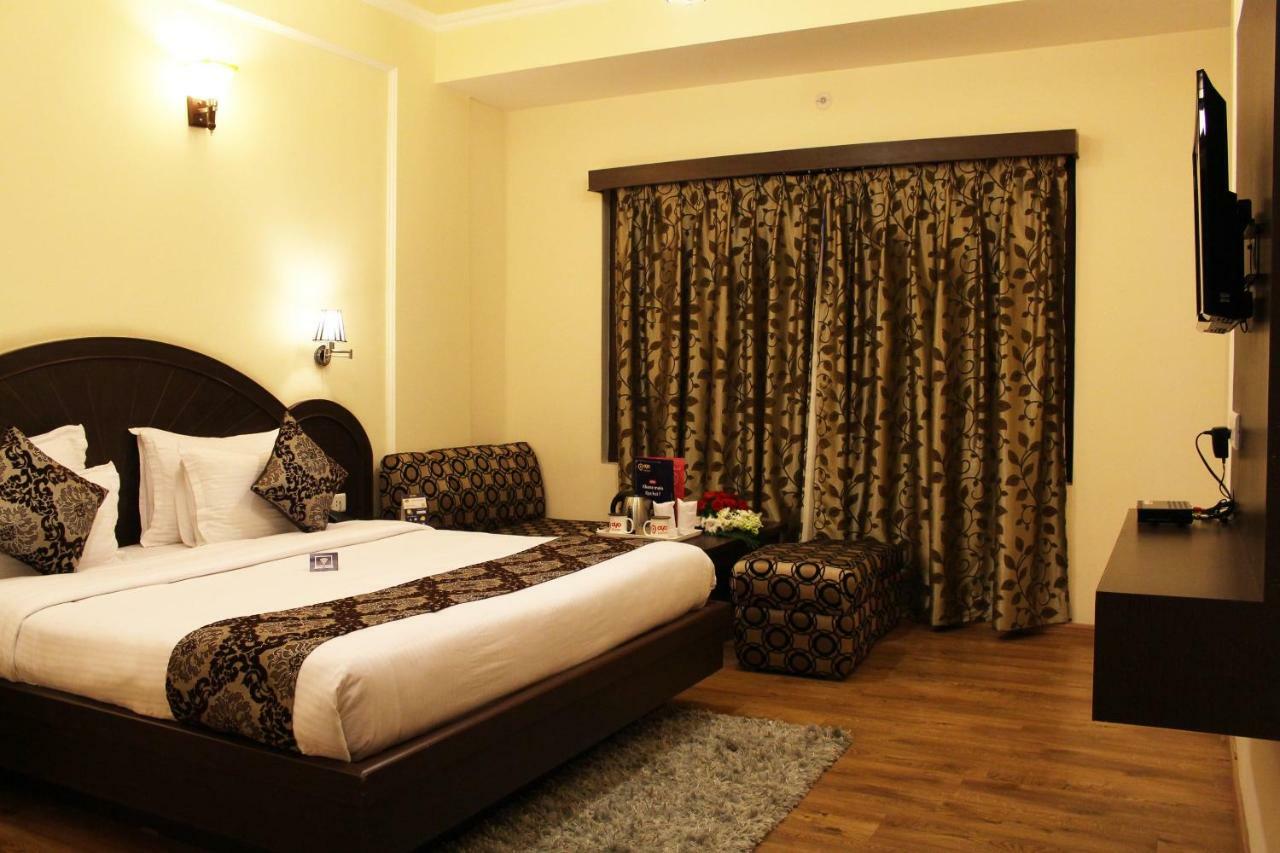 Palette - Solar Residency Hotel Srinagar  Exterior photo